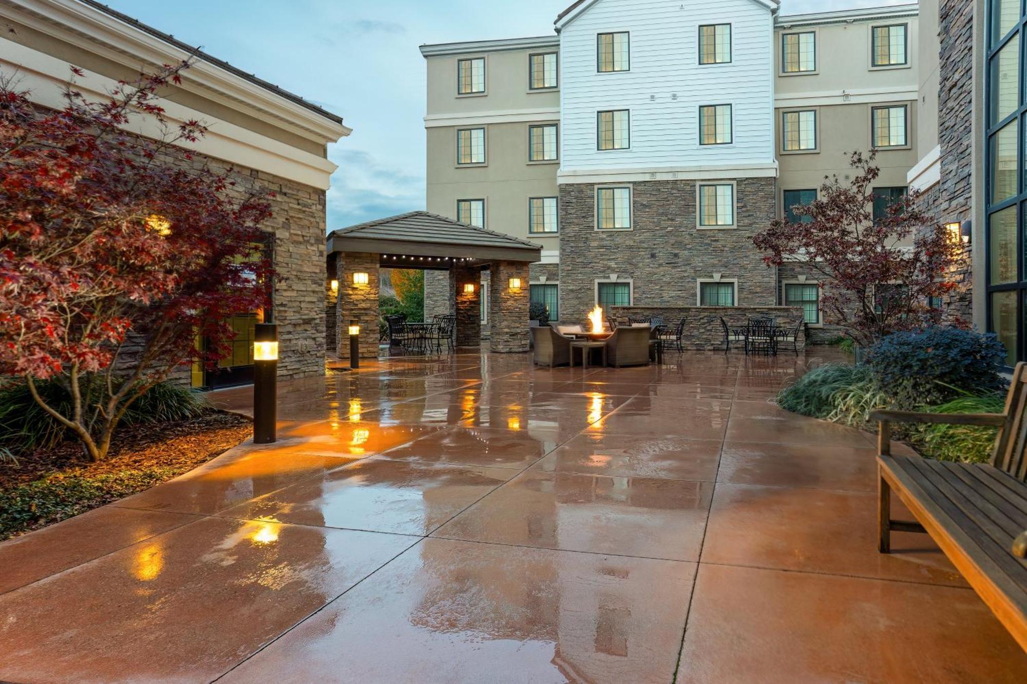 Staybridge Suites Sacramento-Folsom By Ihg Esterno foto