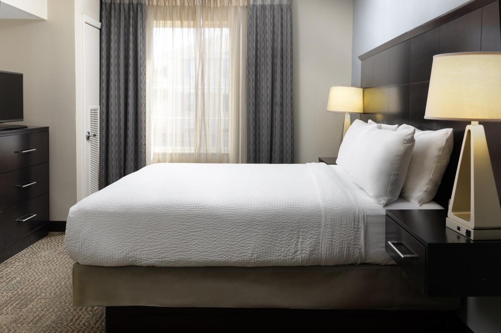 Staybridge Suites Sacramento-Folsom By Ihg Esterno foto